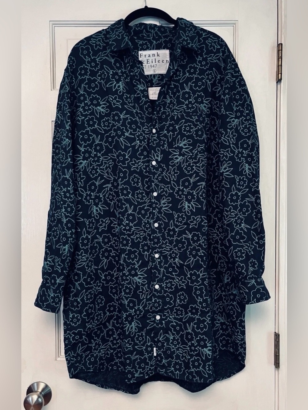Frank & Eileen Mary Classic Italian Linen Shirt Dress - Picture 4 of 10